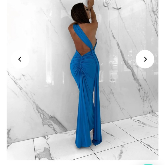 BLUE EVENING GOWN - Picture 3 of 3